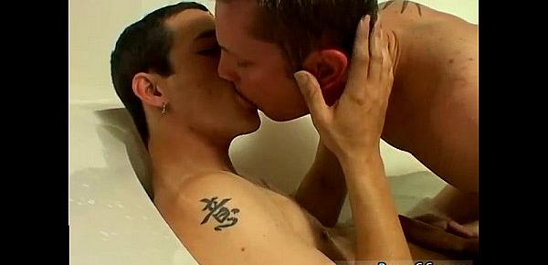  Gay shit pissing male and homosexual teen naked pissing photos David